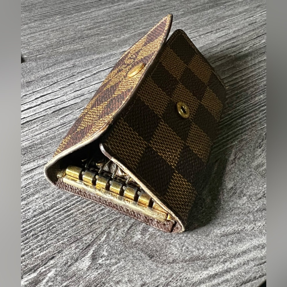 LV Damier Ebene Key Holder